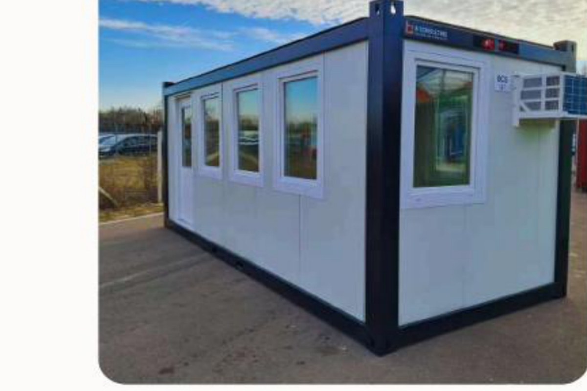 20 lábas panoráma irodakonténer